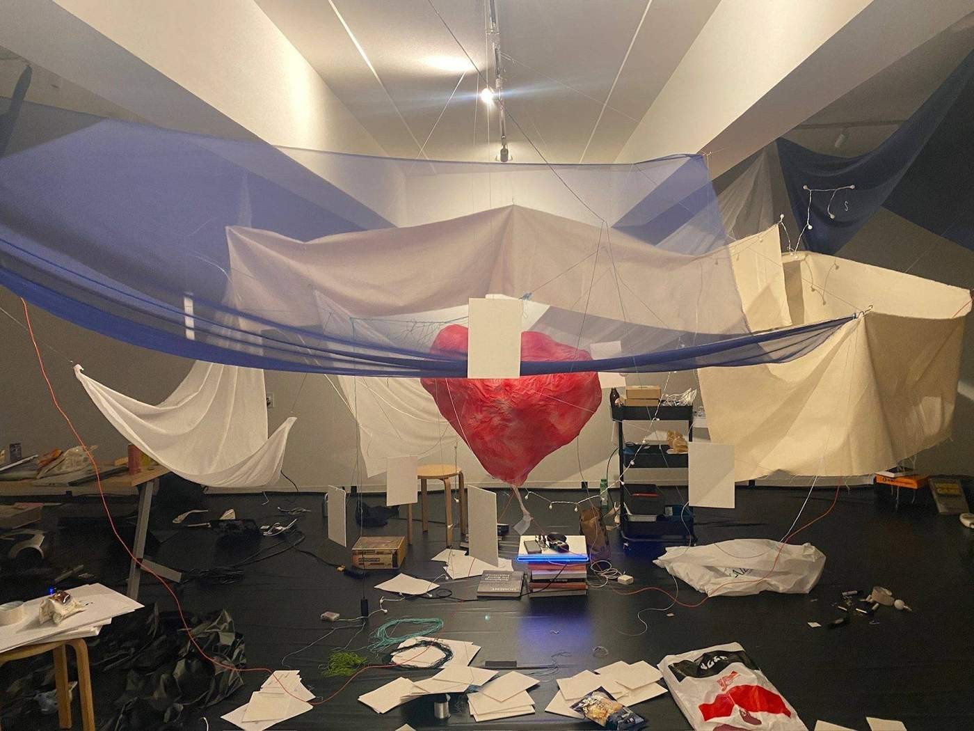 Heart detail during installation